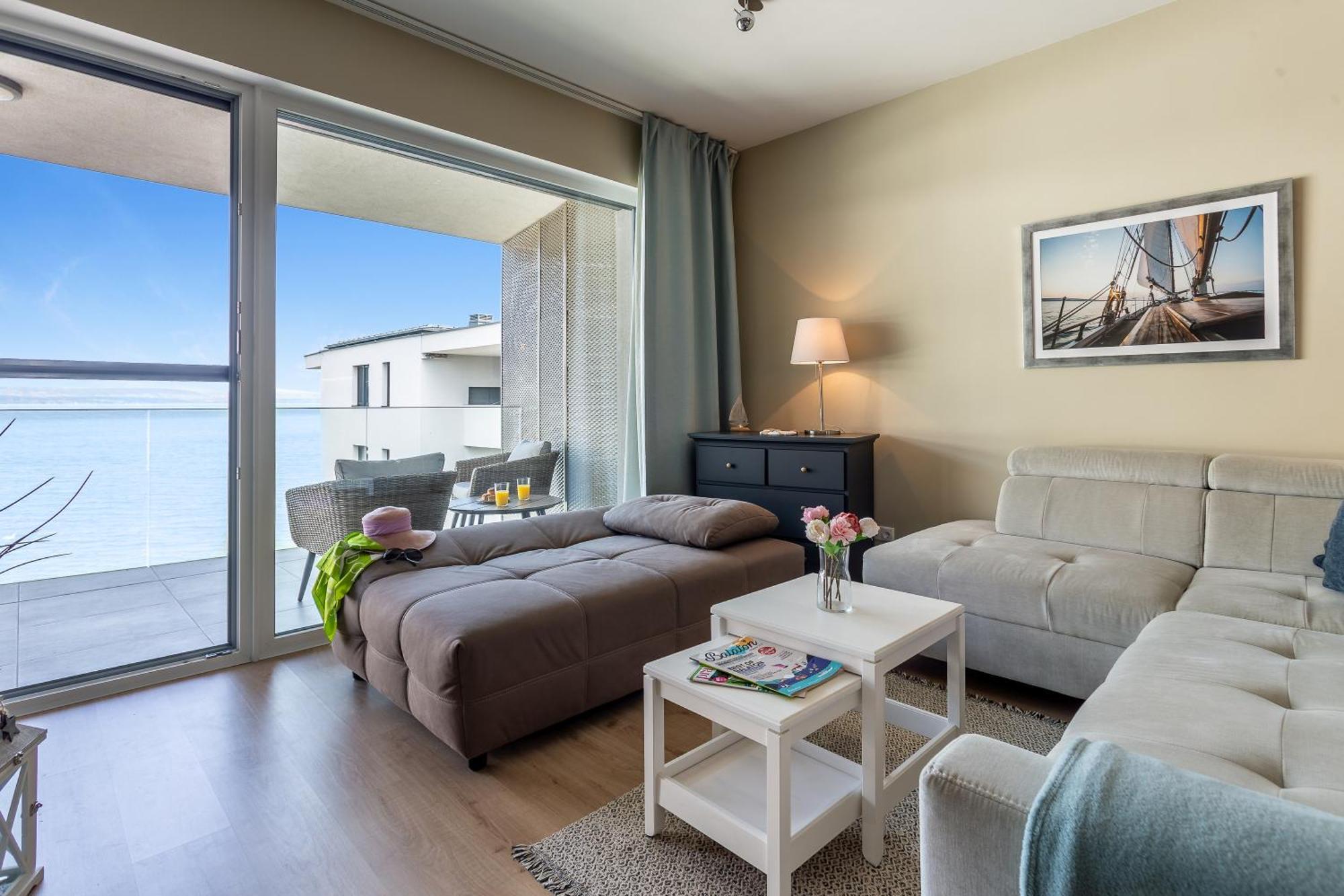 Lake Side Luxury Steps To The Lake Lela - Happy Rentals Balatonlelle Dış mekan fotoğraf